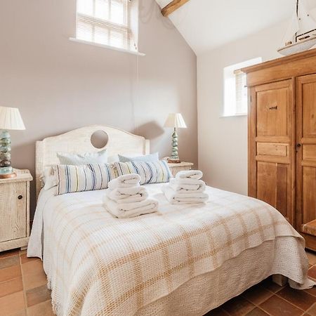 Swallow Barn At Millfields Farm Cottages Ashbourne  Exterior foto
