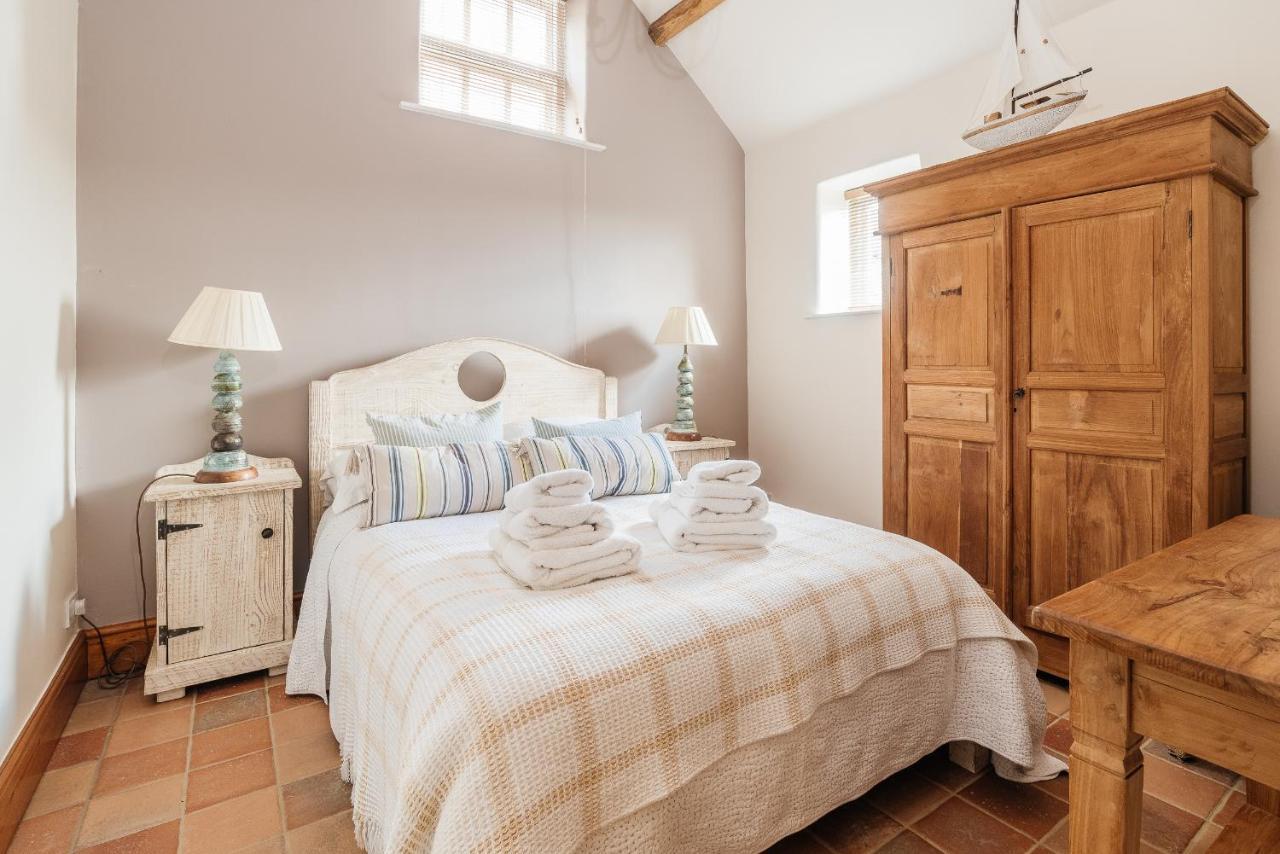 Swallow Barn At Millfields Farm Cottages Ashbourne  Exterior foto